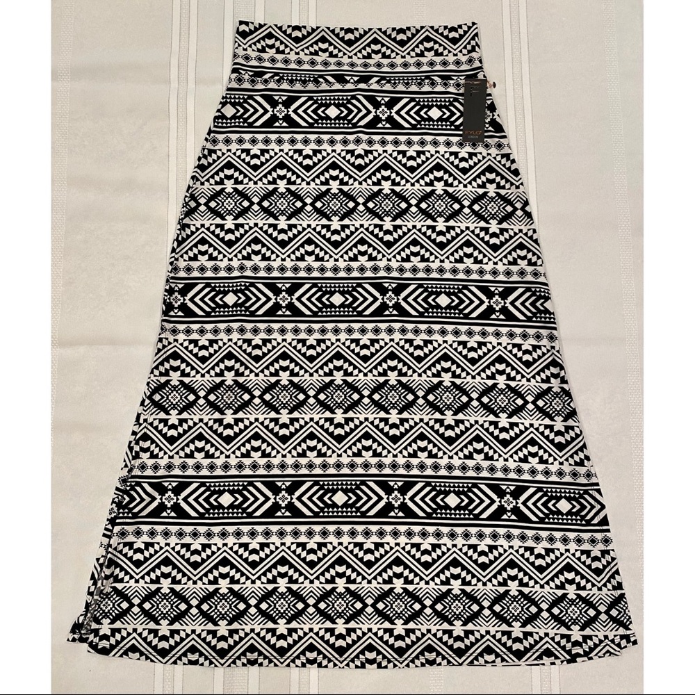 FYLO London Aztec Maxi Skirt - Black & Ivory - size M - NWT